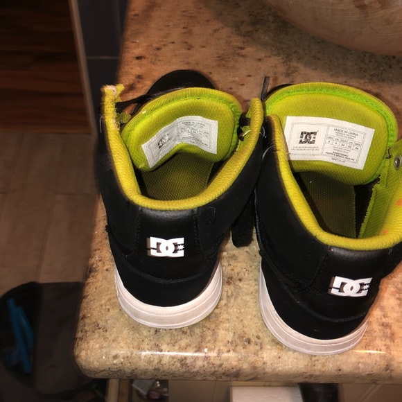 3Y DC Skate Shoes - Picture 4 of 10